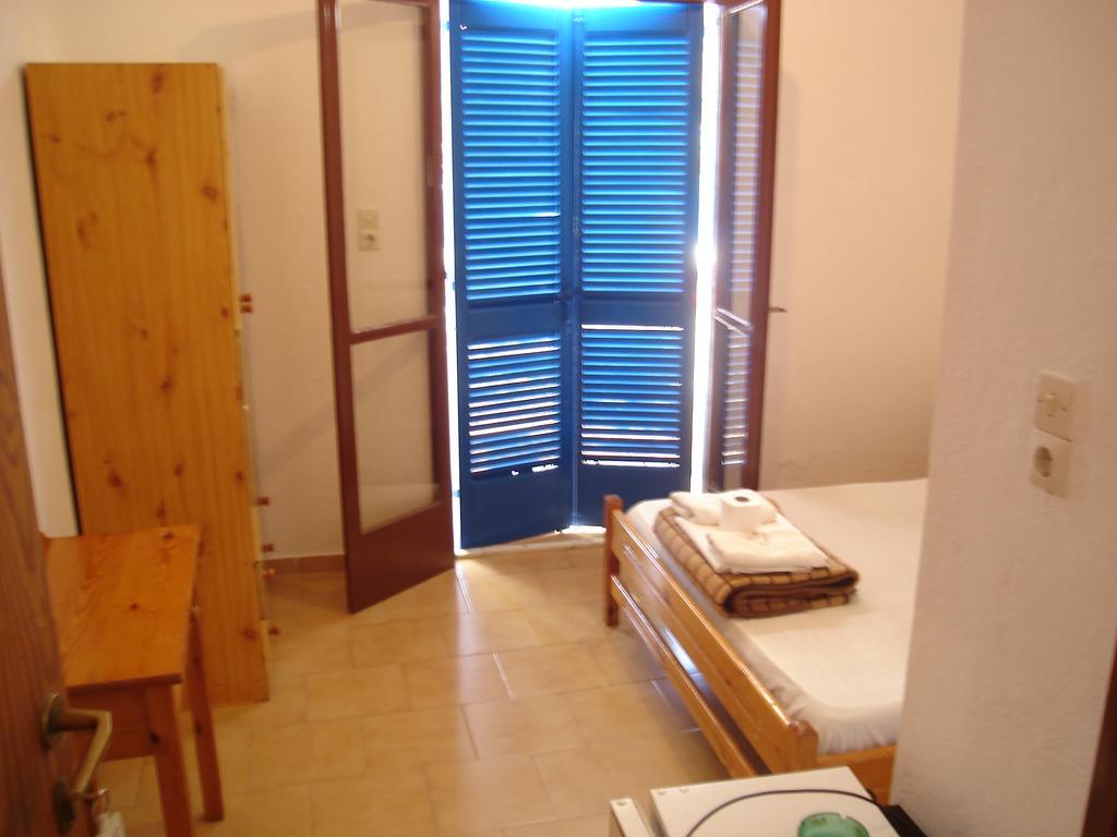 Scirocco Rooms Lutró Exterior foto