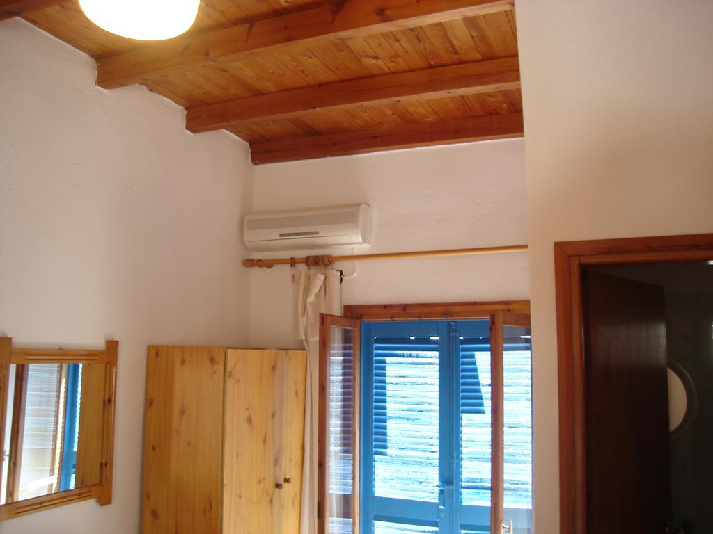Scirocco Rooms Lutró Exterior foto