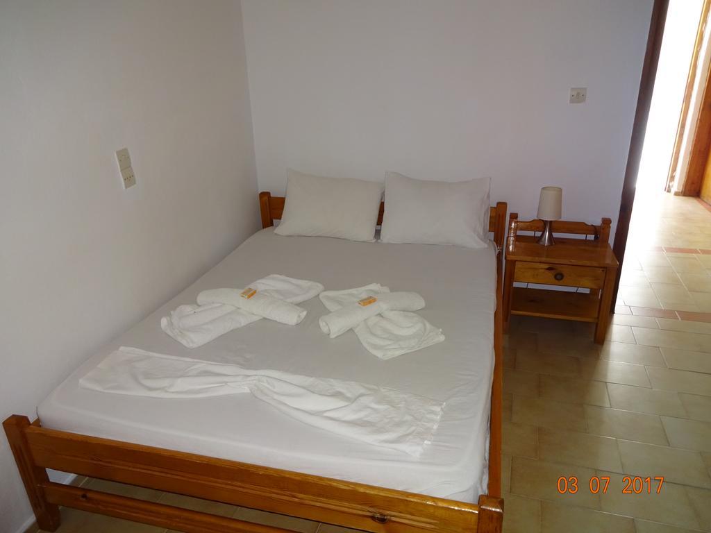 Scirocco Rooms Lutró Exterior foto