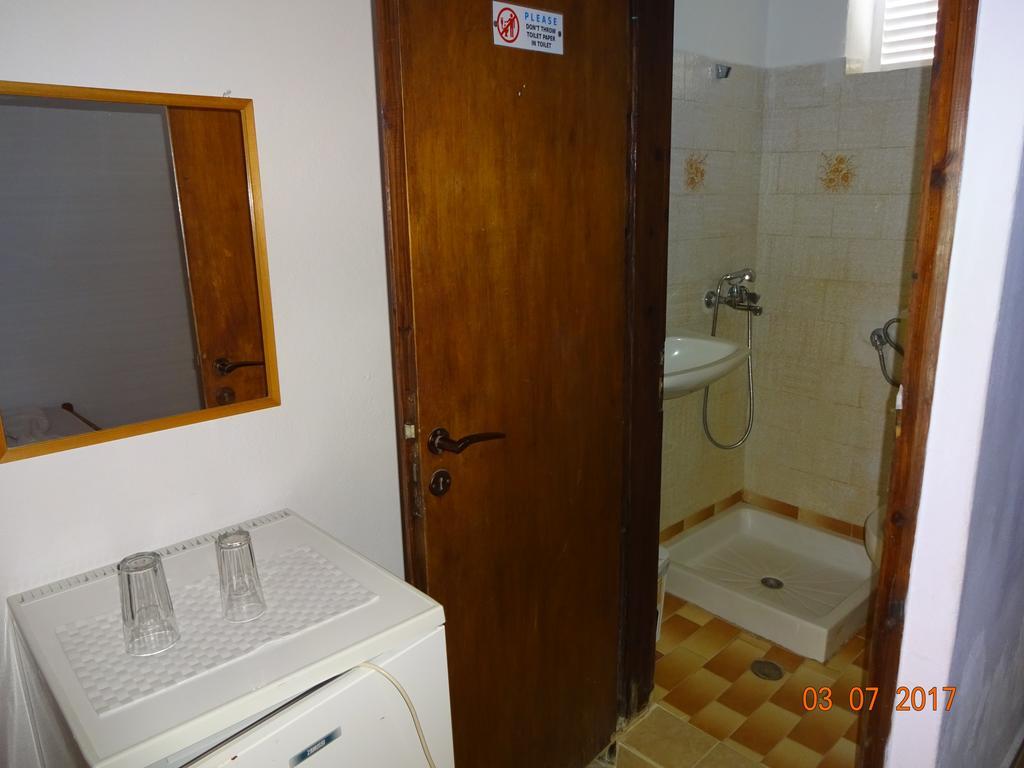 Scirocco Rooms Lutró Exterior foto