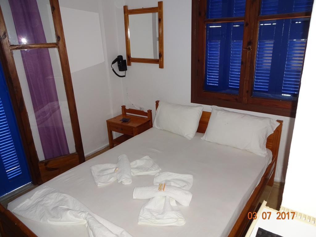 Scirocco Rooms Lutró Exterior foto