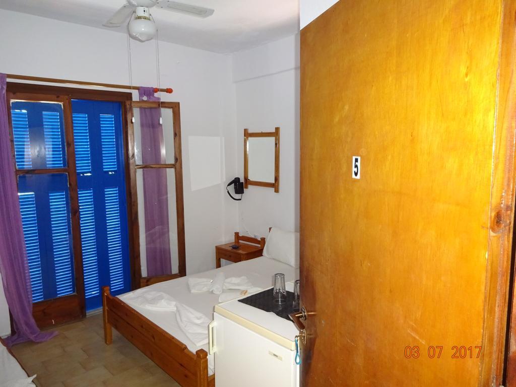 Scirocco Rooms Lutró Exterior foto