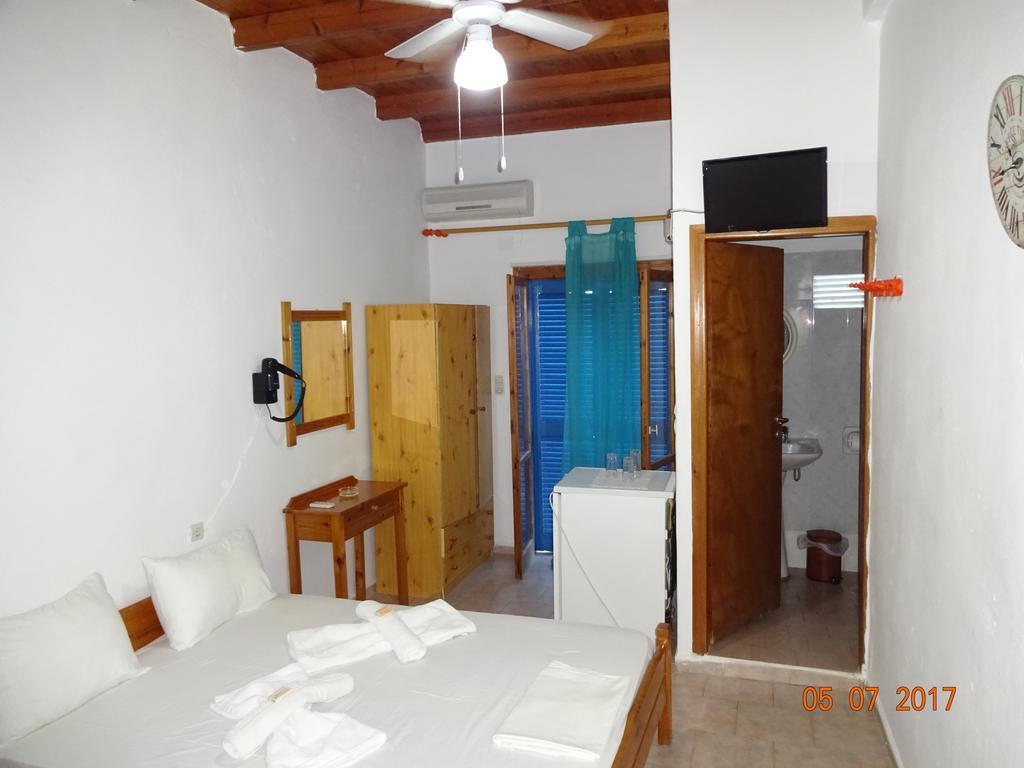 Scirocco Rooms Lutró Exterior foto