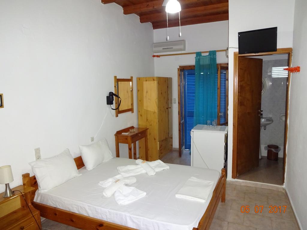 Scirocco Rooms Lutró Exterior foto